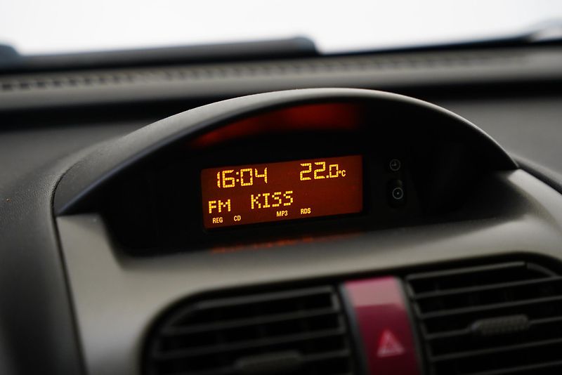 Opel Tigra - fotka 17 z 21