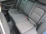 Volkswagen Passat (2015) 1.6 TDi, AC, temp - náhled 10