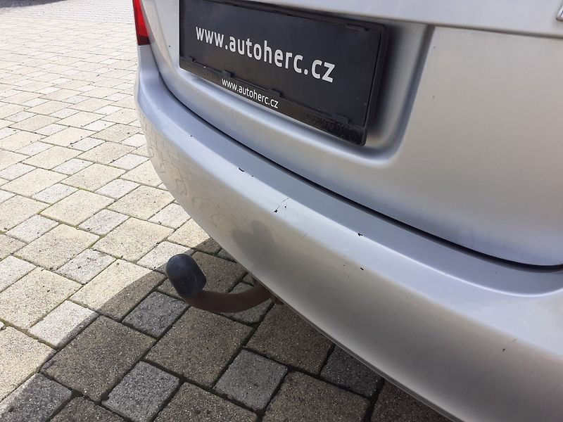 Škoda Fabia (2008) 1.2 HTP LPG - fotka 17 z 36
