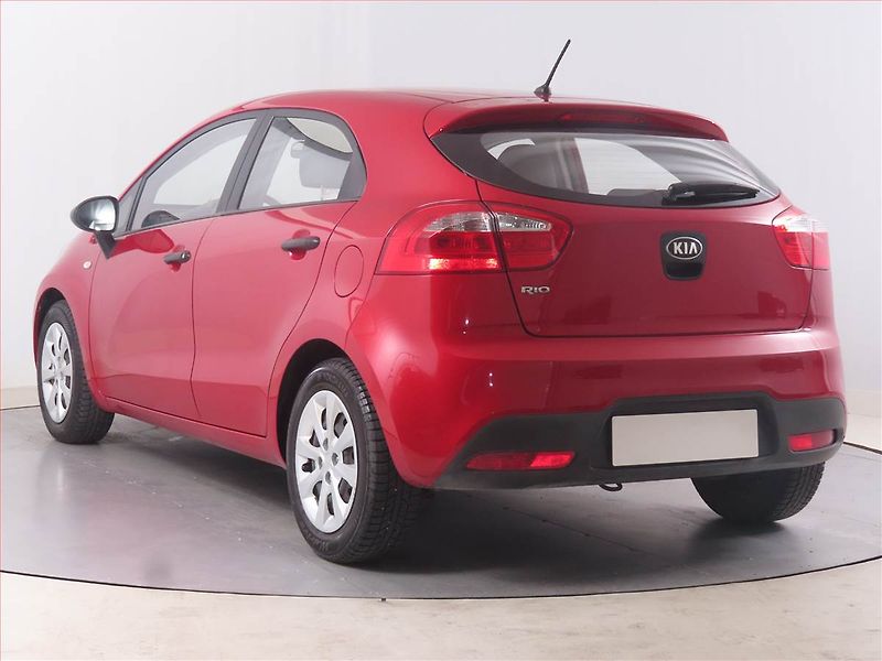 Kia Rio (2013) 1.25 CVVT, ČR,1.maj - fotka 4 z 14