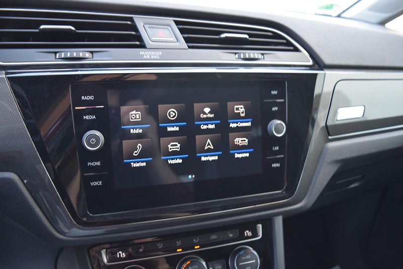 Volkswagen Touran (2018) 1.5TSI 110kw ED. JOIN LED NAVI - fotka 26 z 44