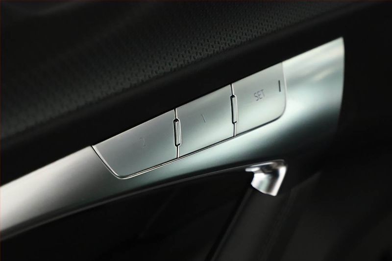 Audi A6 Allroad (2022) 50 TDI - fotka 23 z 29