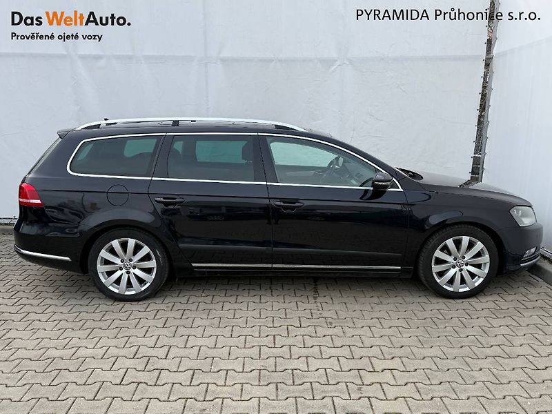 Volkswagen Passat Variant (2013) 2.0 TDI 125 kW Highline DSG - fotka 6 z 23