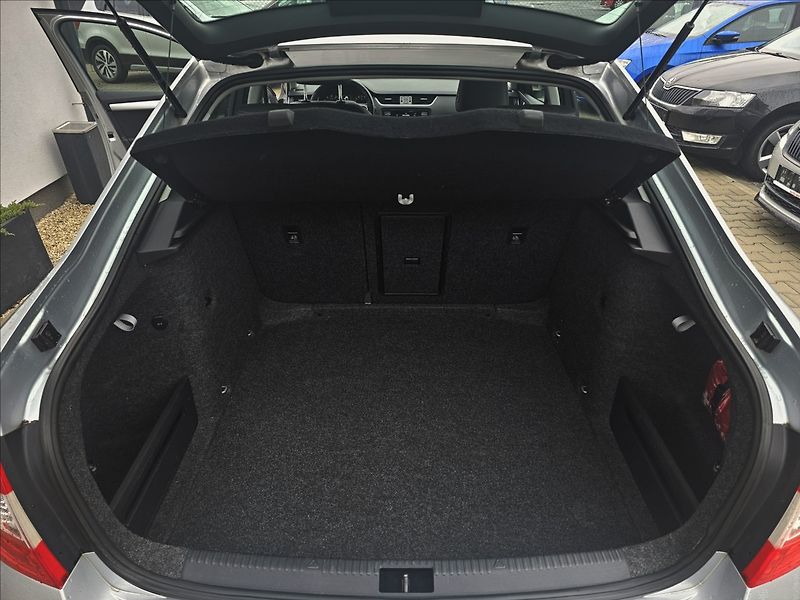 Škoda Octavia III 1,4TSi 103KW Elegance - fotka 27 z 44