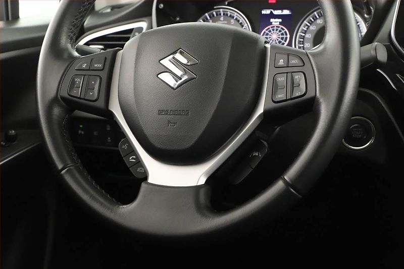 Suzuki SX4 S-Cross (2022) Elegance 1.4 BoosterJet, 4X4 - fotka 8 z 16