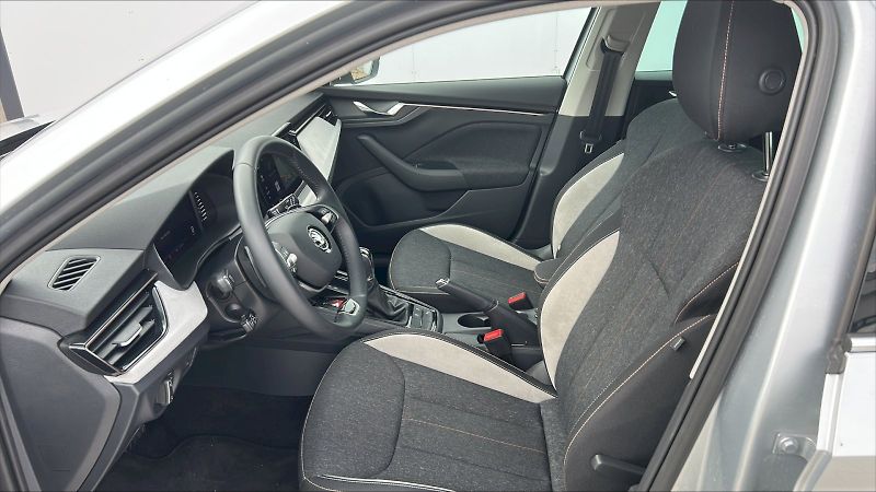 Škoda Scala (2024) SELEC TSI 110/1.5 A7F - fotka 13 z 27