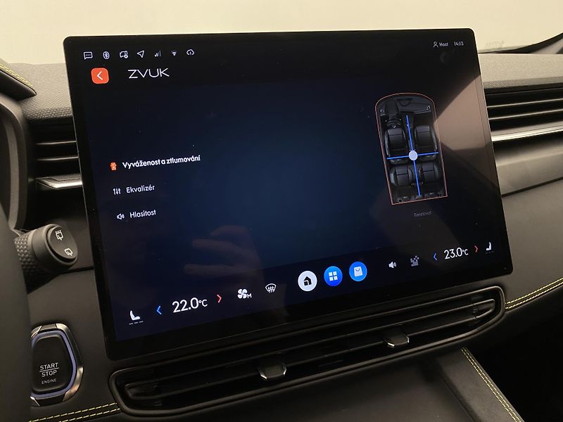 Lynk & Co 01 (2025) 01 CORE PHEV - fotka 60 z 82