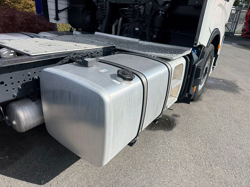 Iveco S-Way 460 EURO 6 - fotka 11 z 15