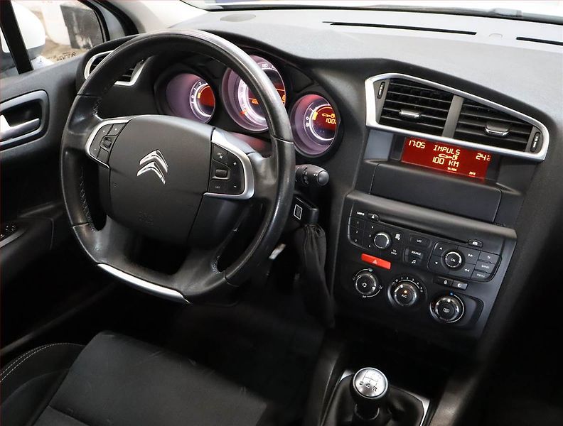 Citroën C4 (2014) 1.6 VTi, Serv.kniha, Tempomat - fotka 7 z 17
