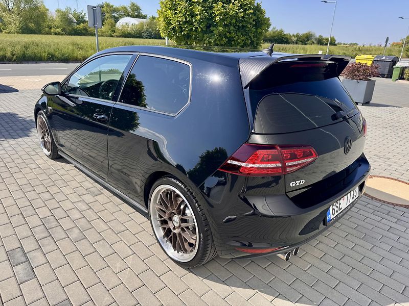 Volkswagen Golf (2013) 2.0 TDI GTD AUTOMAT PANORAMA - fotka 8 z 22