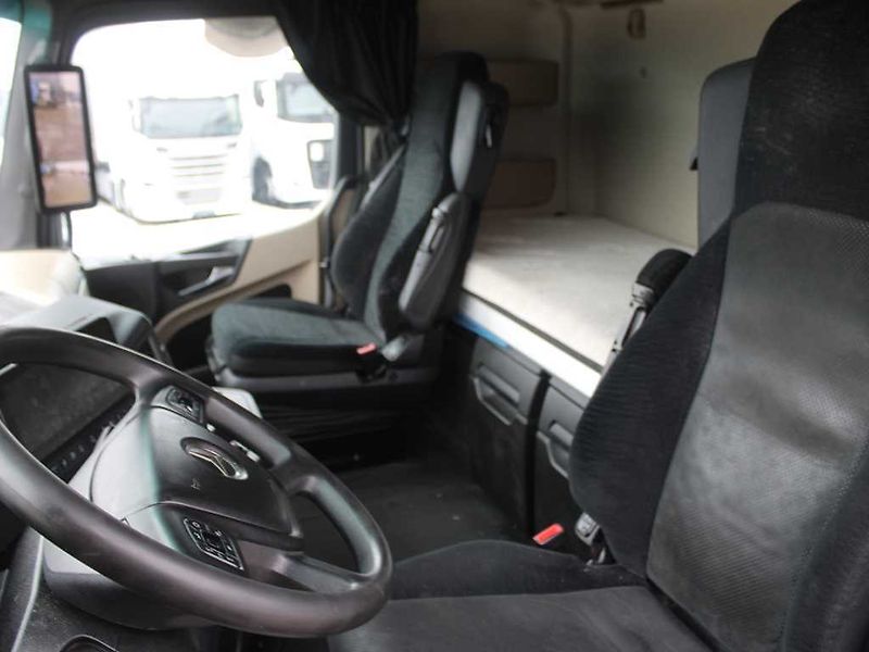 Mercedes-Benz Actros 1853, GIGASPACE, RETARDER, NAV - fotka 8 z 20