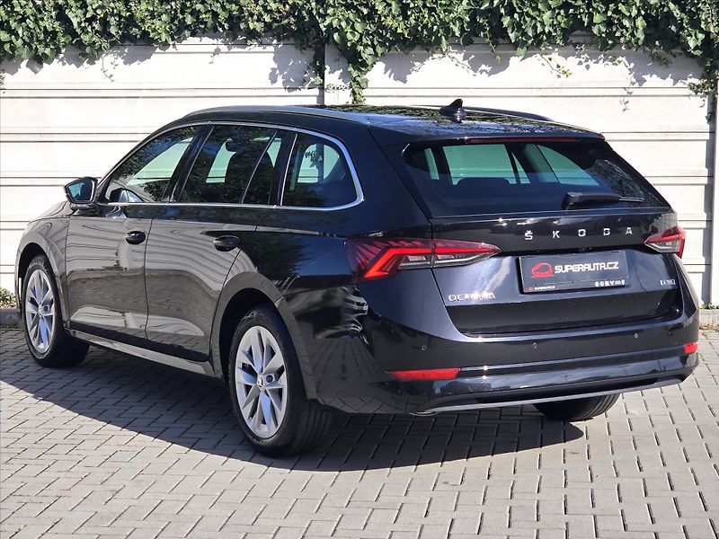 Škoda Octavia 1,5 eTSi 110kW DSG Style Plus - fotka 4 z 25