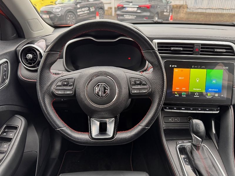 MG ZS (2023) 1,0 TGI (111k) 6AT Exclusive - fotka 19 z 42
