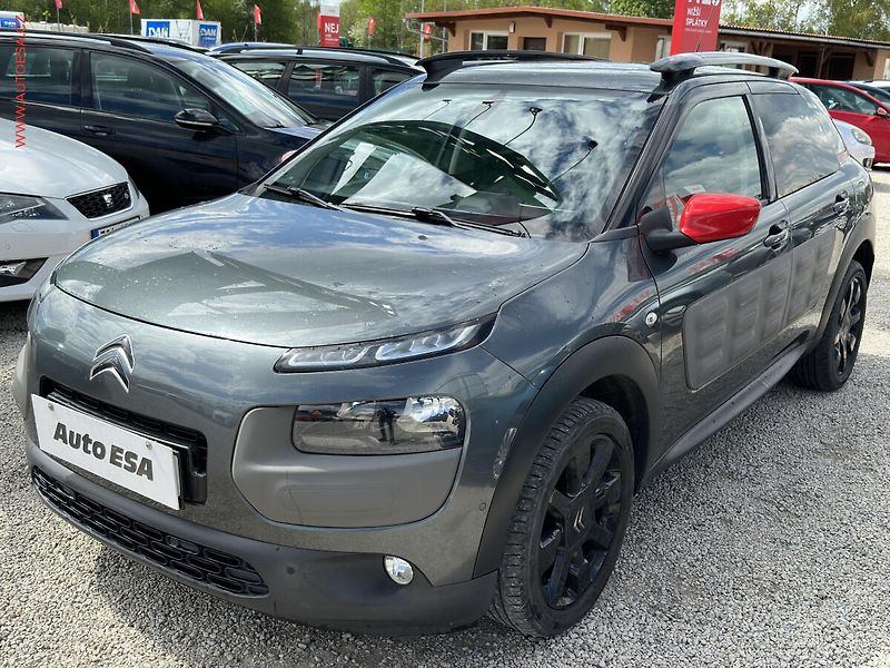 Citroën C4 Cactus (2014) 1.6 HDi, 2.maj,ČR, AT, LED - fotka 3 z 19