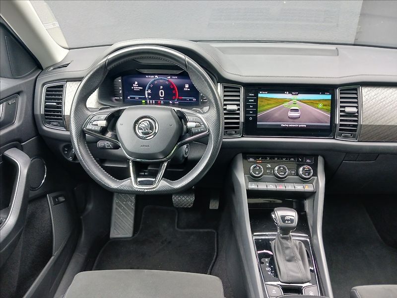Škoda Kodiaq 2,0 147 kW DSG 4x4 STYLE PLUS - fotka 16 z 29