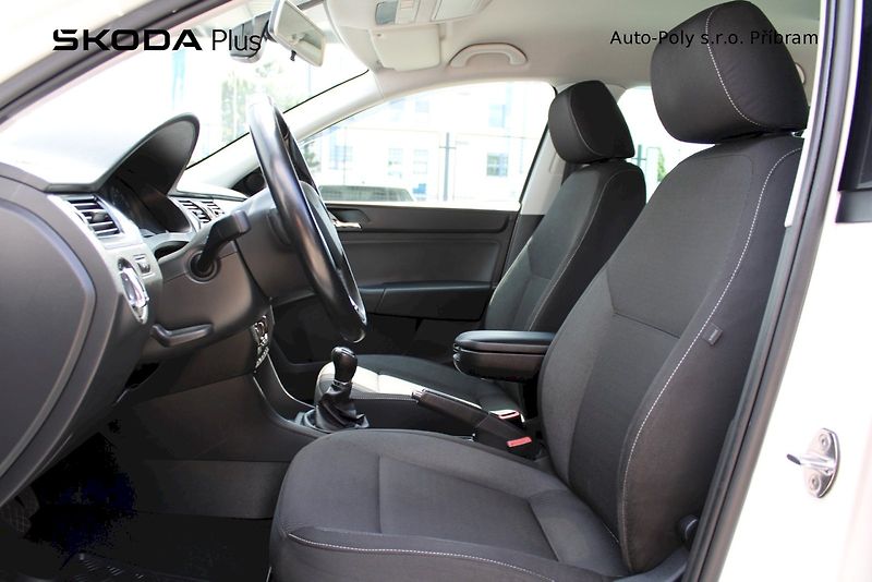 Škoda Rapid (2014) Ambition Plus 1.6TDI / 66kW 5° - fotka 11 z 22