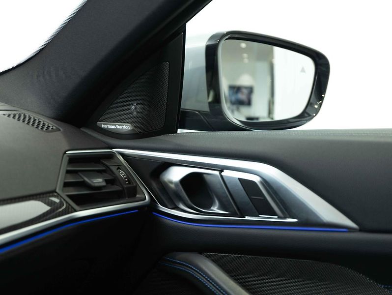 BMW Řada 4 M440i xDrive Coupé - fotka 16 z 22