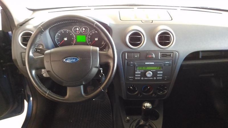 Ford Fusion (2008) 1,4i,59KW,KLIMA,CD,EL.VÝBAVA - fotka 22 z 27