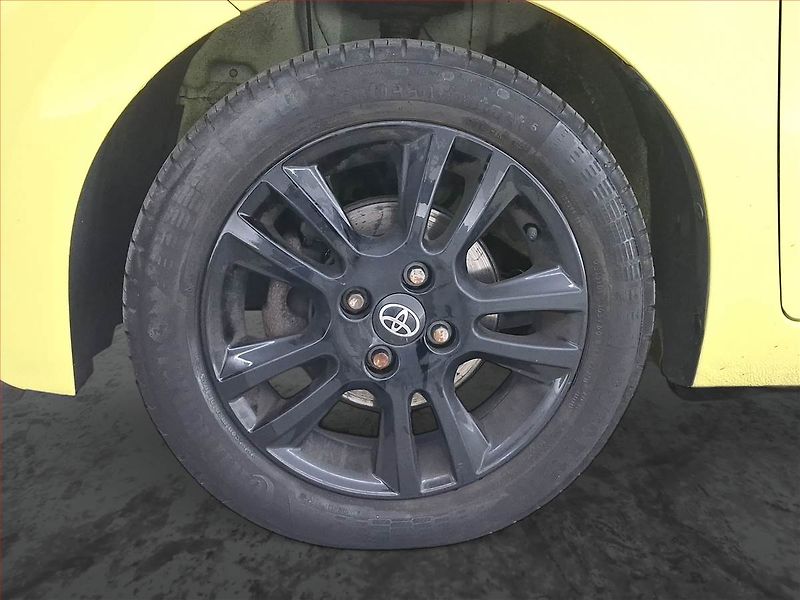 Toyota Aygo (2017) 1.0 VVT-i, Automat - fotka 15 z 20