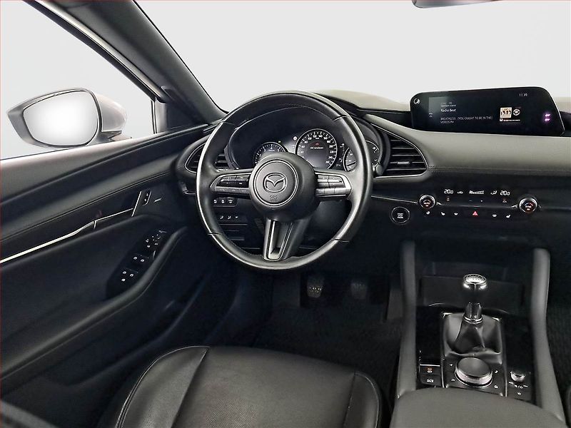 Mazda 3 (2019) 2.0 Skyactiv-G, Kůže, Navi - fotka 7 z 17