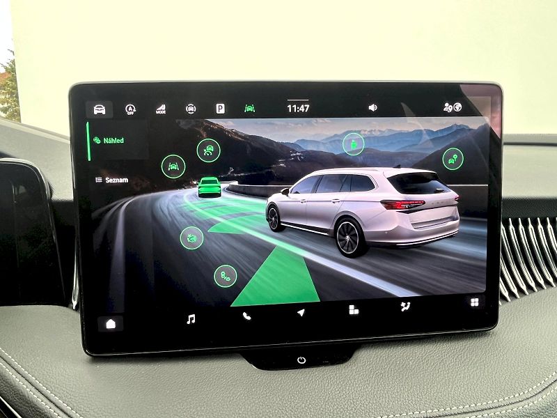 Škoda Superb (2024) kombi L & K 2.0 TDI 110 kW 7°D - fotka 30 z 35