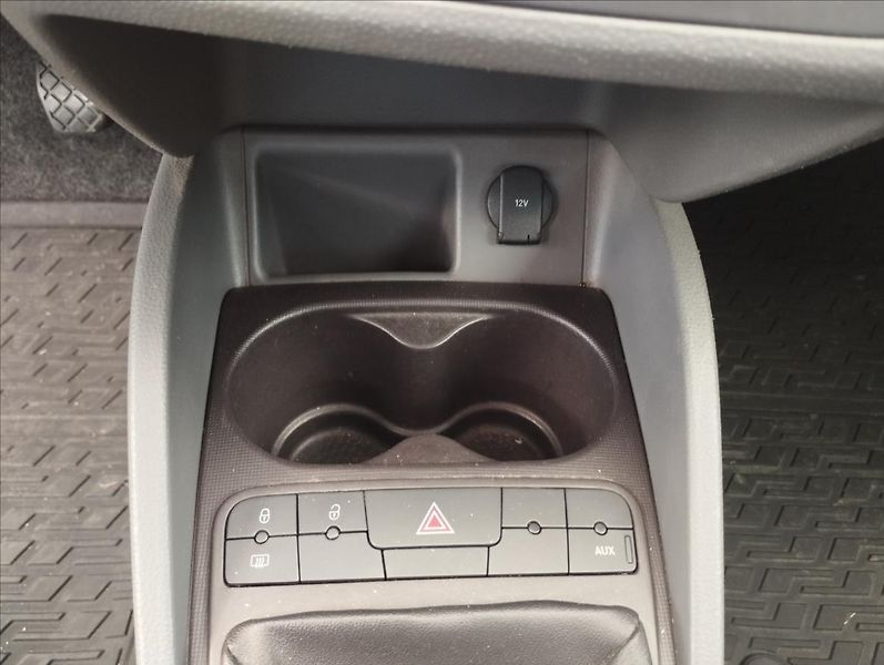 Seat Ibiza 1,4 63KW - fotka 14 z 15