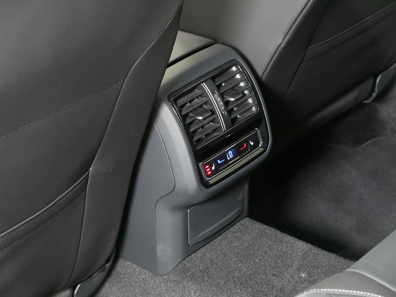Volkswagen Arteon - fotka 15 z 23