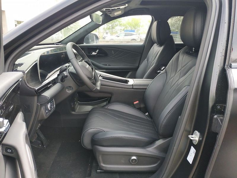Omoda 9 Premium 1.5 PHEV 395kW AWD AT, - fotka 11 z 33