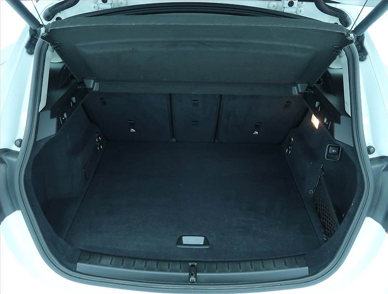 BMW Řada 2 (2017) 218d Active Tourer, Automat - fotka 14 z 23