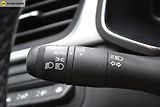 Renault Captur Intens E-TECH HYBRID 145 - náhled 36