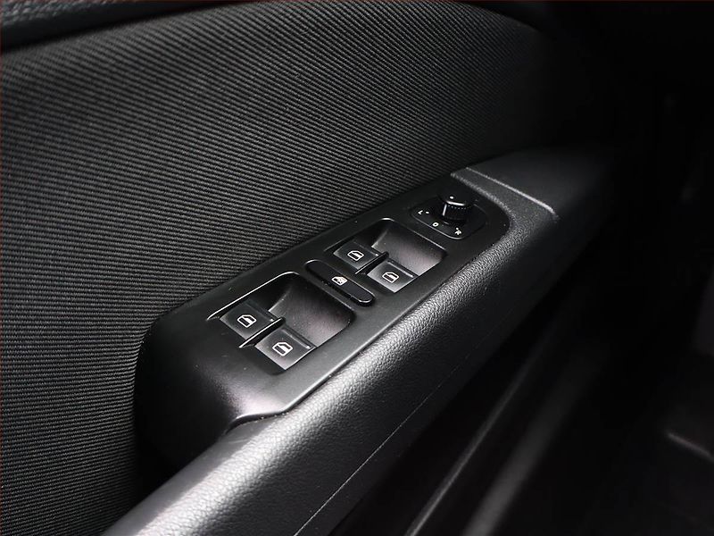 Škoda Superb (2014) Ambition Plus 1.4 TSI, ČR - fotka 14 z 15