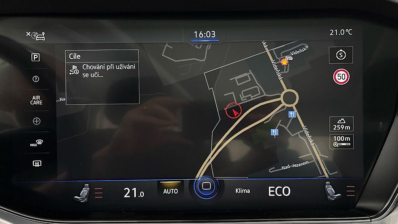 Volkswagen Touareg 3.0 TSI PHEV Tiptronic Eleganc - fotka 27 z 33