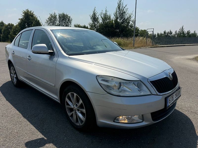 Škoda Octavia 1.9 TDI PD Ambiente - fotka 7 z 15