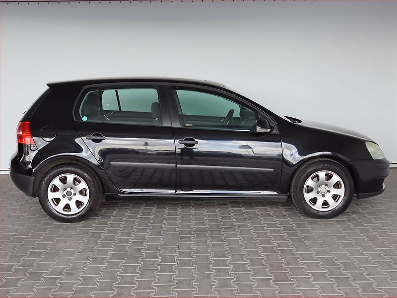 Volkswagen Golf (2005) 1.4 16V, nová STK, dobrý stav - fotka 6 z 15