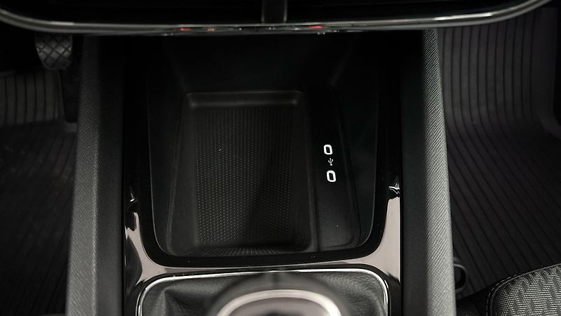Škoda Octavia 2.0 TDI Style - fotka 22 z 27