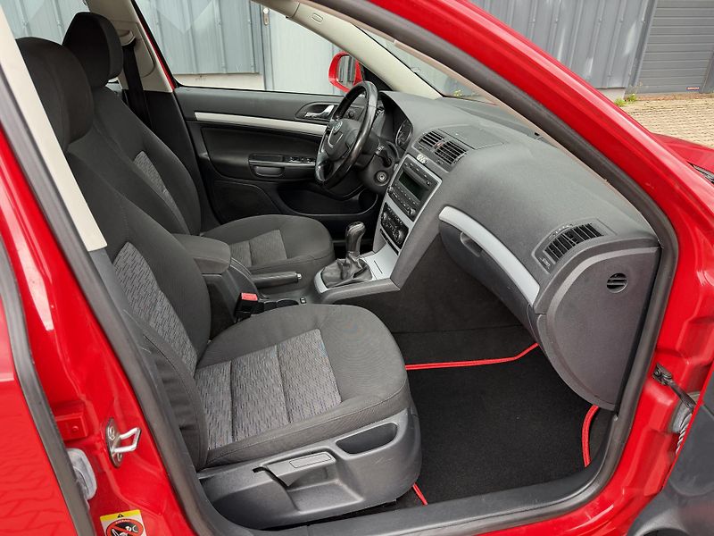 Škoda Octavia 1,2 TSI  77kW - fotka 18 z 29
