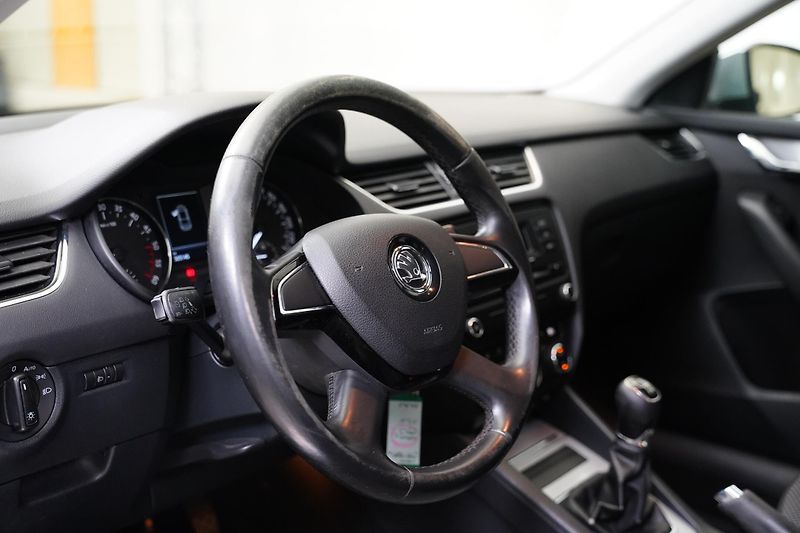Škoda Octavia - fotka 14 z 24