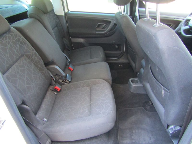 Škoda Roomster (2012) 1.6 TDI 66kW - fotka 24 z 37
