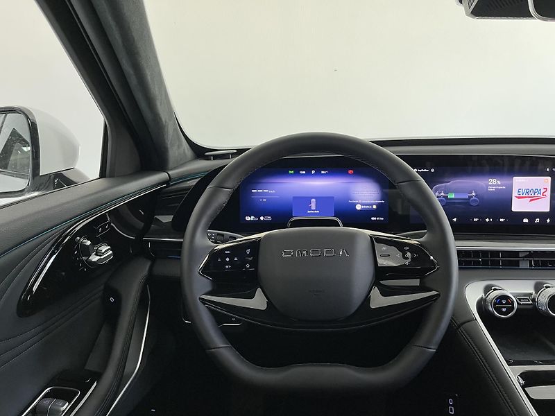 Omoda 9 (2025) PHEV  - fotka 13 z 19