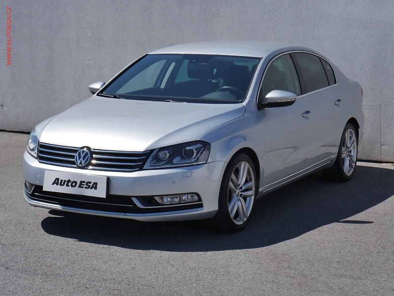 Volkswagen Passat (2012) 3.6 V6 4Motion, 1.maj,ČR - fotka 3 z 14