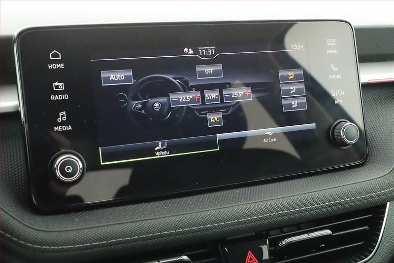 Škoda Fabia (2024) 1.0 TSI, Top Selection, FullLe - fotka 12 z 16