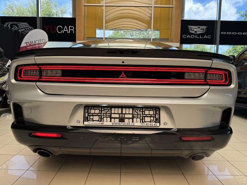 Dodge Charger 2dv. Scat Pack 3,0 V6 AWD - fotka 50 z 55