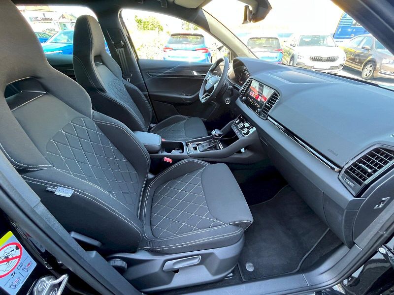 Škoda Karoq (2025) Sportline 1,5TSI / 110 kW DSG - fotka 27 z 36