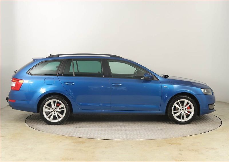 Škoda Octavia (2016) Ambition Plus 2.0 TDI - fotka 6 z 21