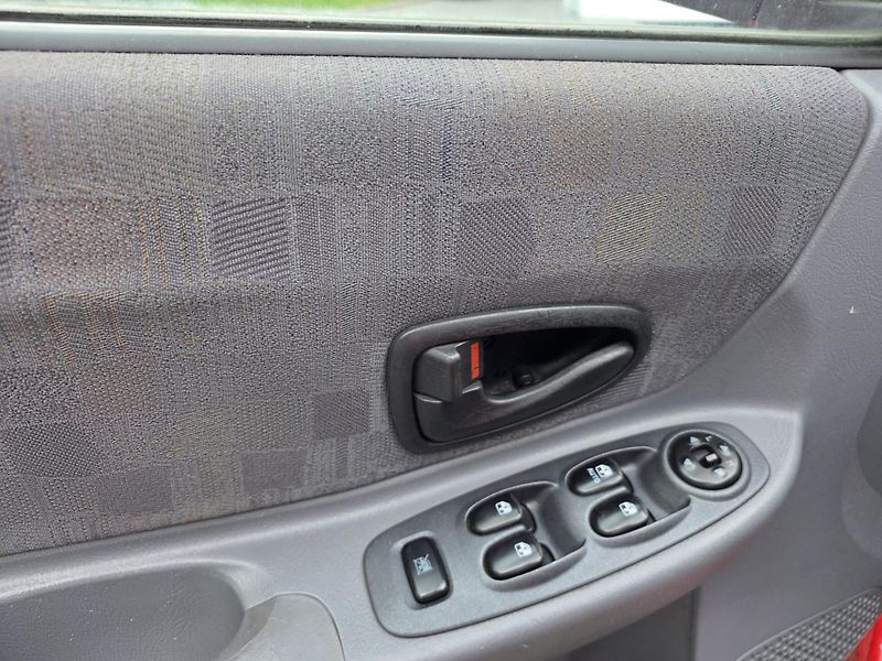 Hyundai Accent 1.3-KLIMA-BEZ STK - fotka 10 z 11