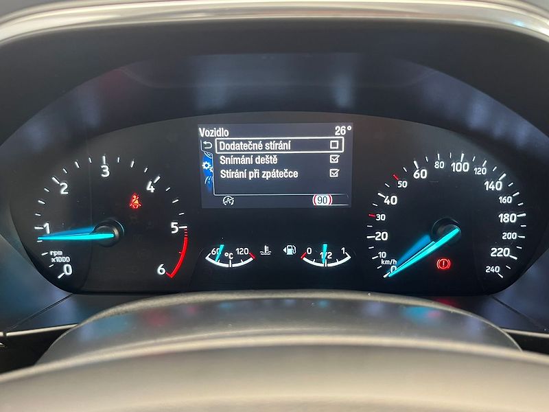 Ford Focus 2.0 EB Titanium manuál 110kW - fotka 61 z 76