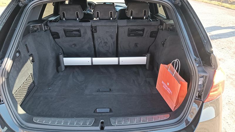 BMW Řada 3 320d MPaket 2,0D B47 Automat - fotka 18 z 20