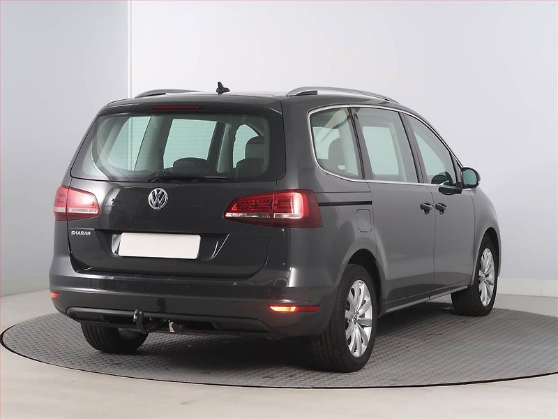 Volkswagen Sharan (2021) 1.4 TSI - fotka 5 z 18
