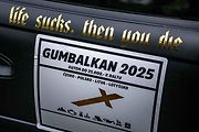 Pohřební automobil pořadatelů závodu Gumbalkan, 4. července 2025, Ostrava.