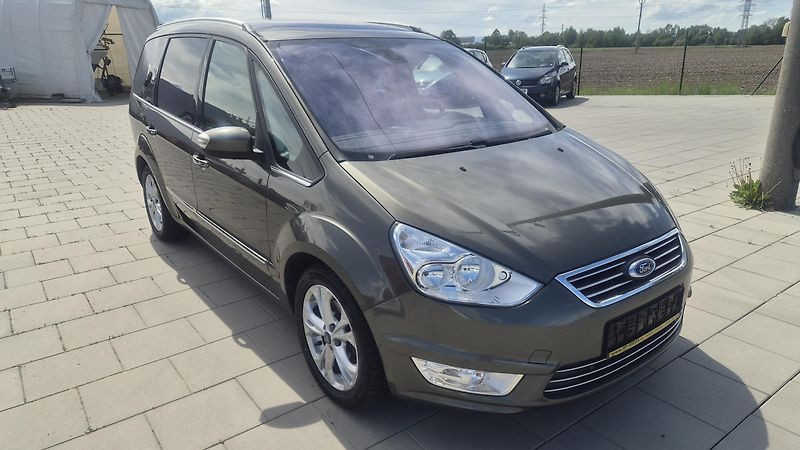 Ford Galaxy  1.6i Turbo - Titanium 7míst - fotka 4 z 25